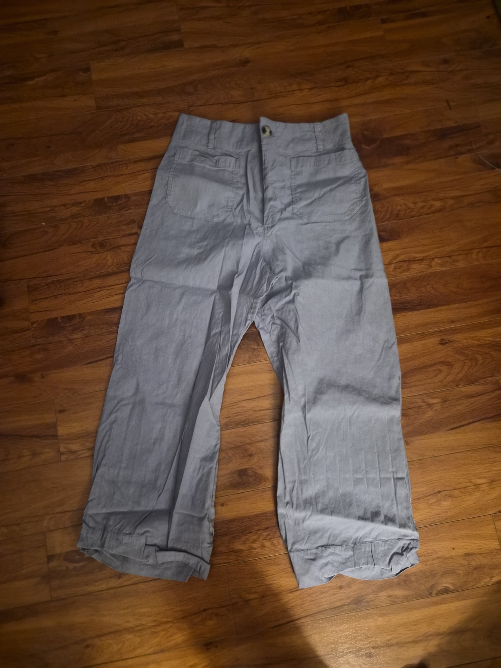 Maeve Wide Leg Crop Pants in Light Gray